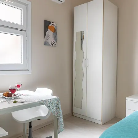 Apartament Taksim Blue *